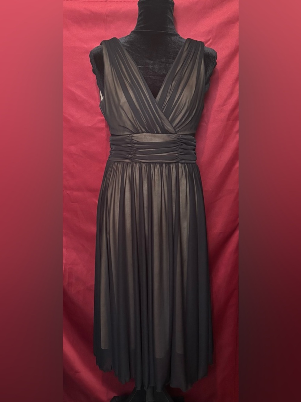 connected apparel Black Sleeveless V-Neck Midi Dress